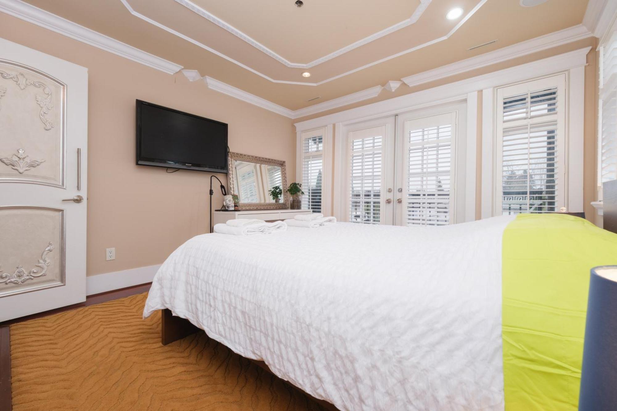 Oakridge Luxury Homestay Ванкувер Экстерьер фото