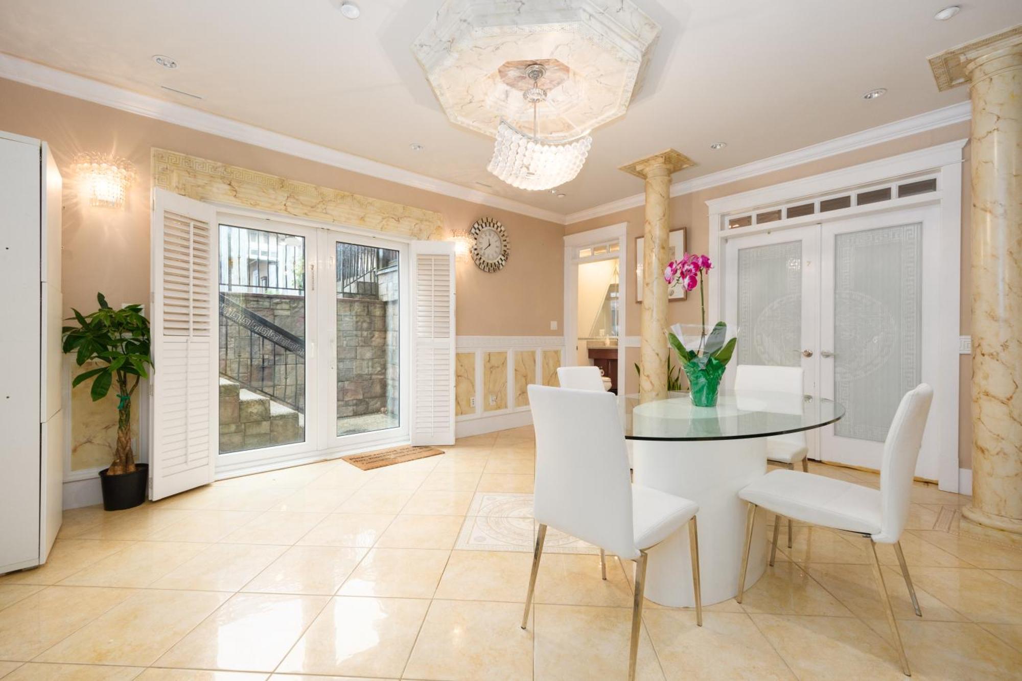 Oakridge Luxury Homestay Ванкувер Экстерьер фото