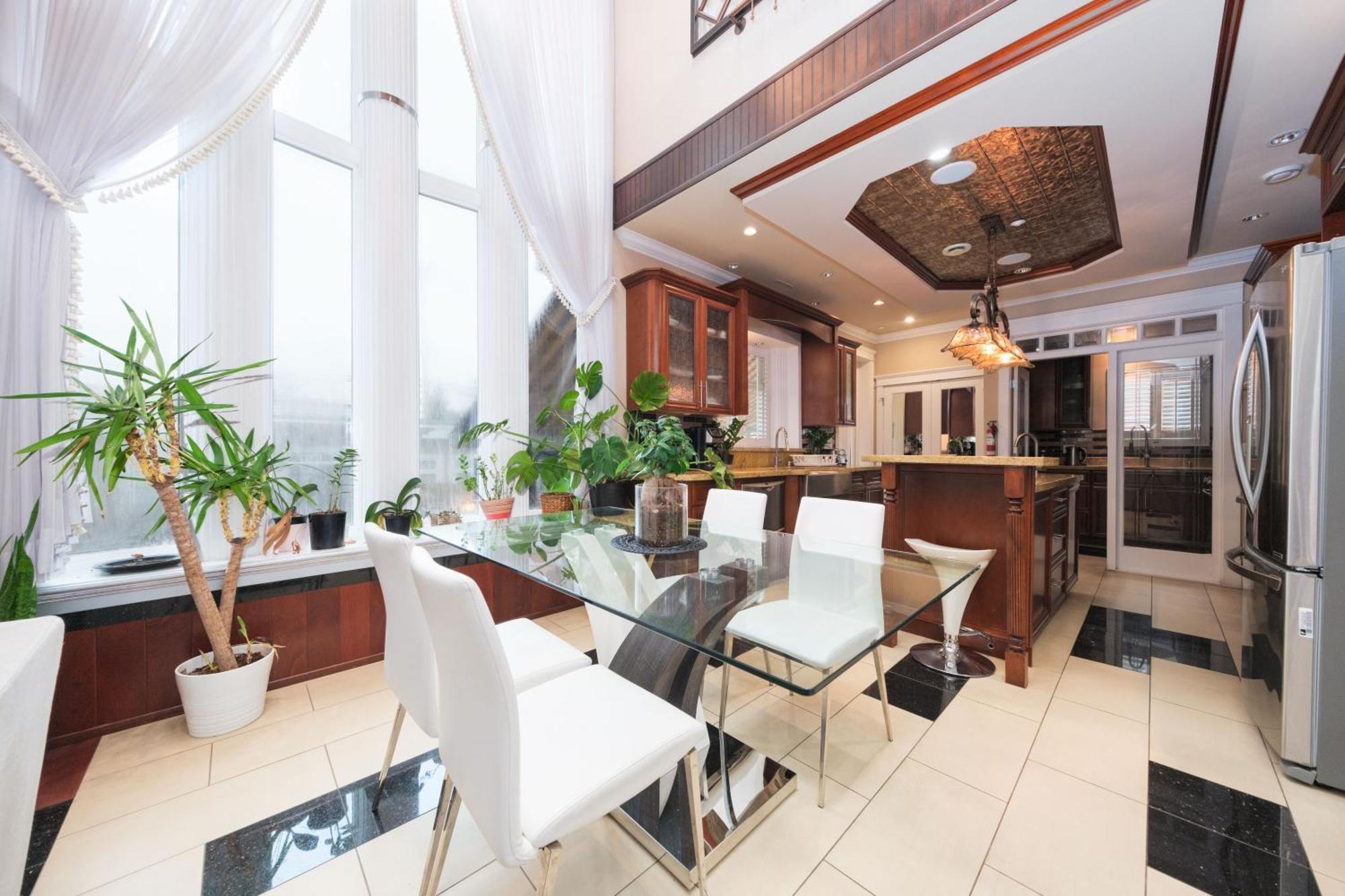 Oakridge Luxury Homestay Ванкувер Экстерьер фото